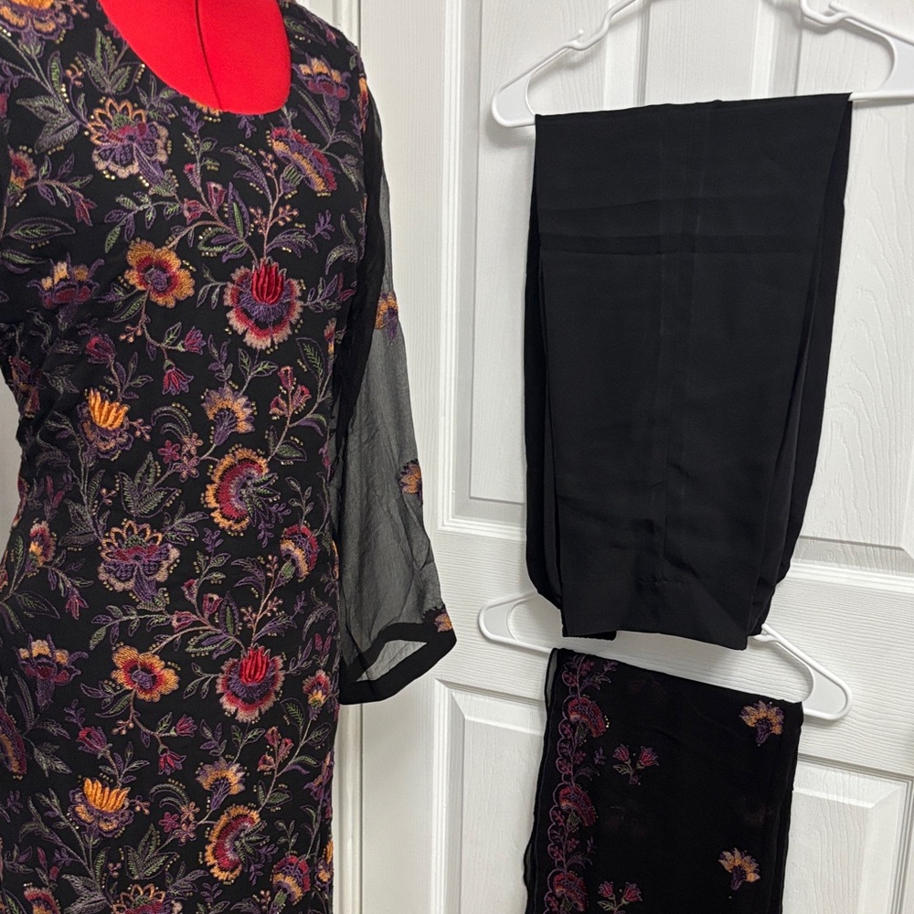 Black Floral Embroidered Suit Set